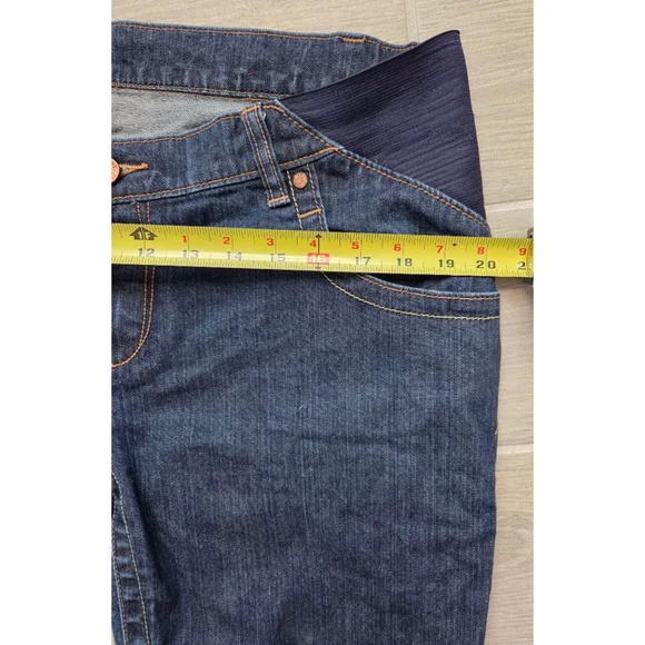 Women's Old Navy Maternity Jean Shorts Size 12 Blue - Picture 5 of 5